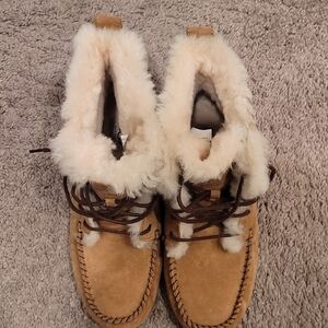 UGG Women's Tan Sheepskin Ankle Booties